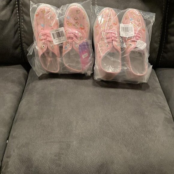 Hot Topic Disney Princess Chibi Lace-Up Sneakers - Picture 7 of 7